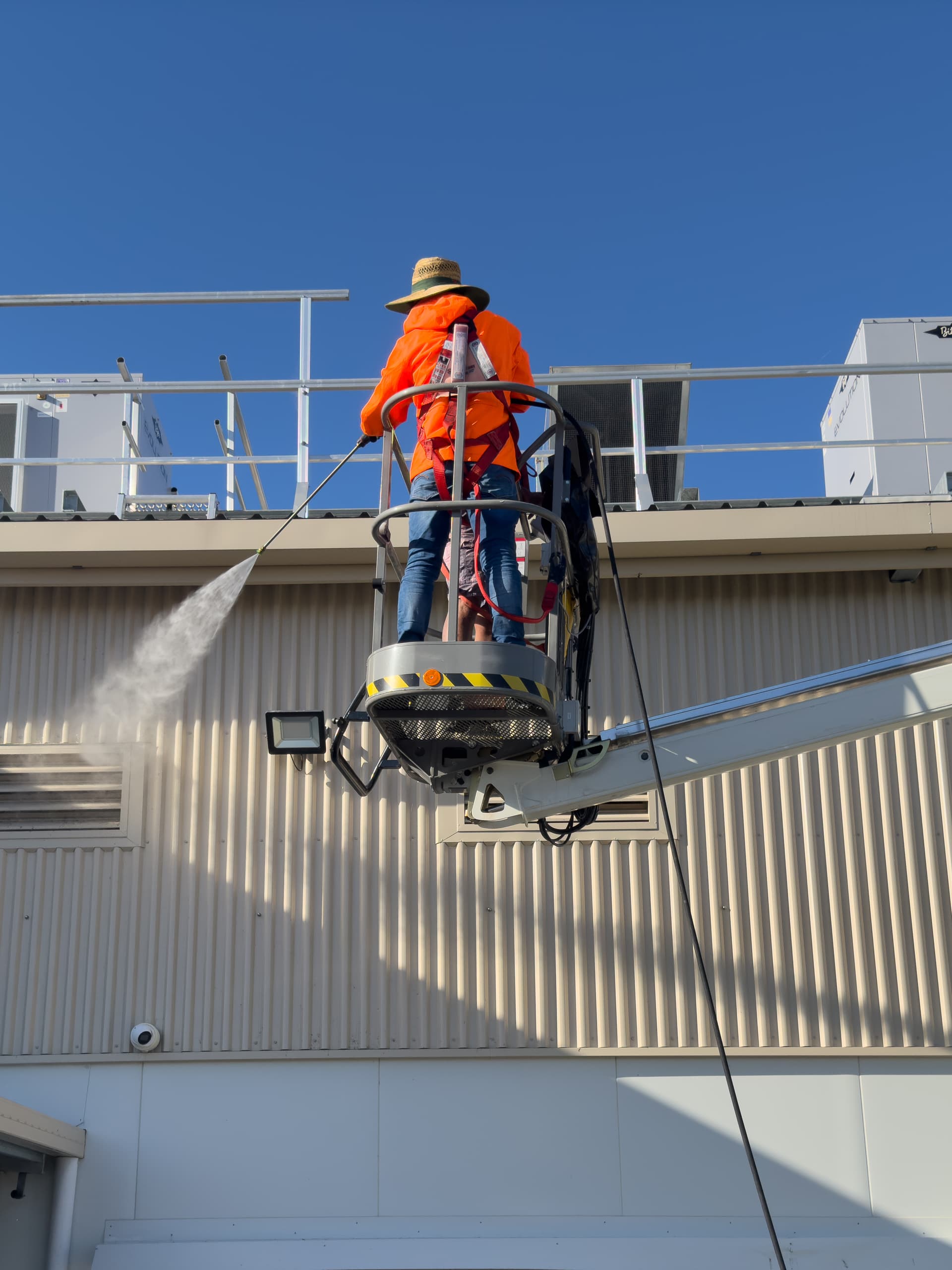 Facilico commercial pressure cleaning project